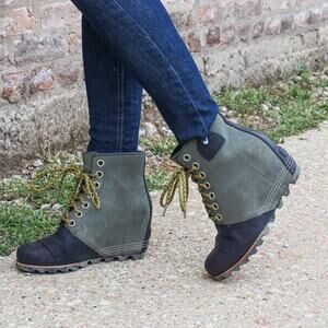 SOREL 1964 Premium Wedge Boots Army Green Camo Size 11 Gorpcore Utility Chic